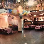The Glenwood Hotel